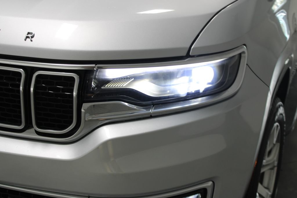 Used 2022 Jeep Wagoneer Series II image 59