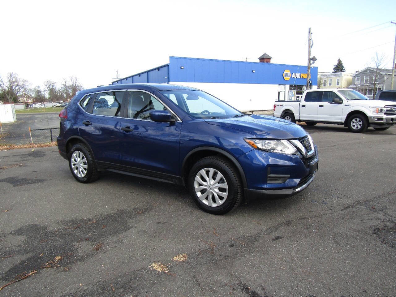 Used 2020 Nissan Rogue S image 36