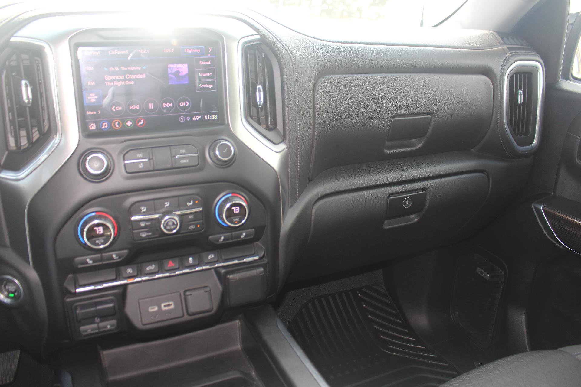 Used 2021 Chevrolet Silverado 1500 RST w/ Convenience Package II image 13