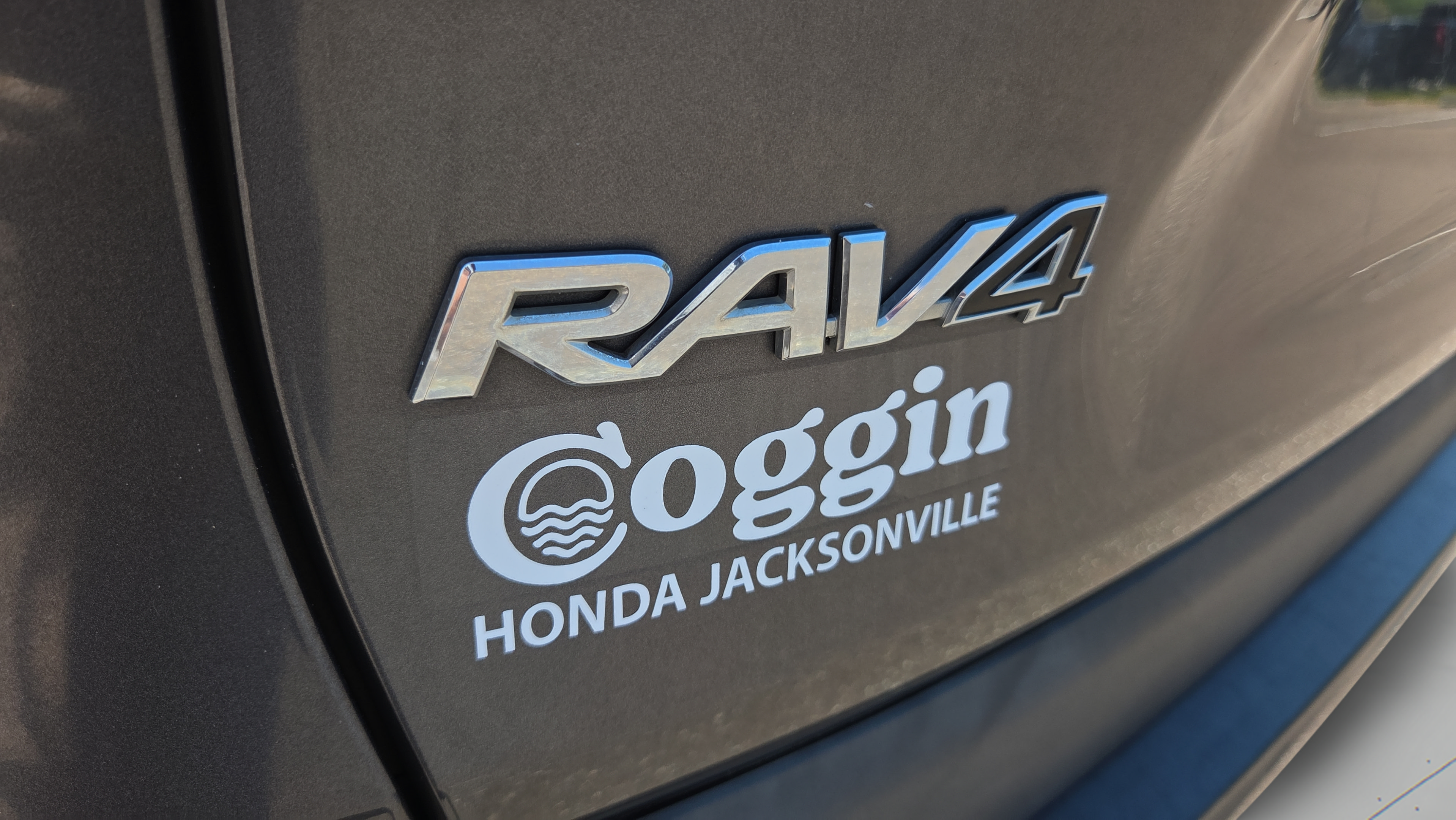 Used 2019 Toyota RAV4 Limited w/ Limited Grade Weather Package AWD/4WD image 32