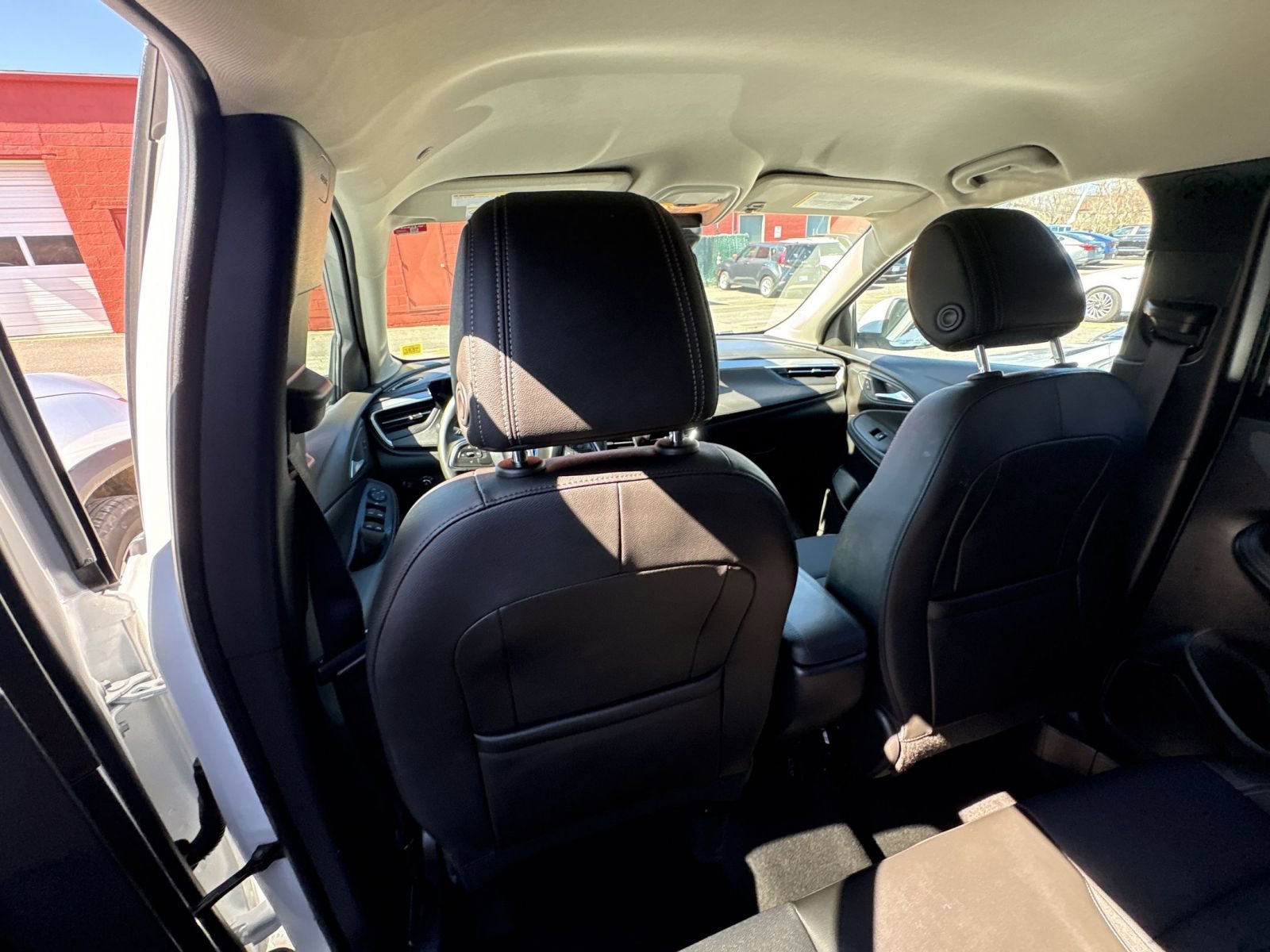 Used 2025 Buick Encore GX Preferred image 15