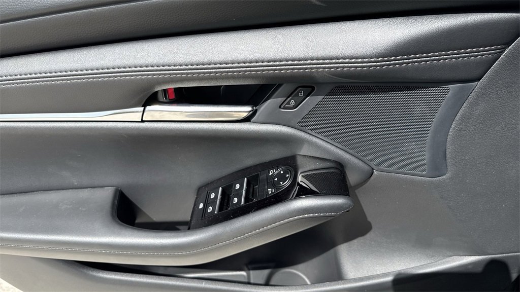 New 2025 MAZDA MAZDA3 s image 40