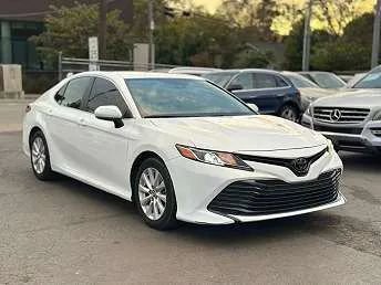 Used 2018 Toyota Camry SE
