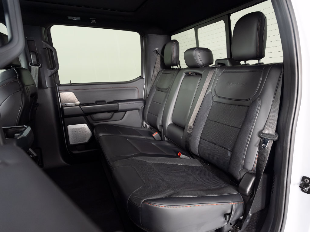 Used 2025 Ford F150 Raptor AWD/4WD image 45