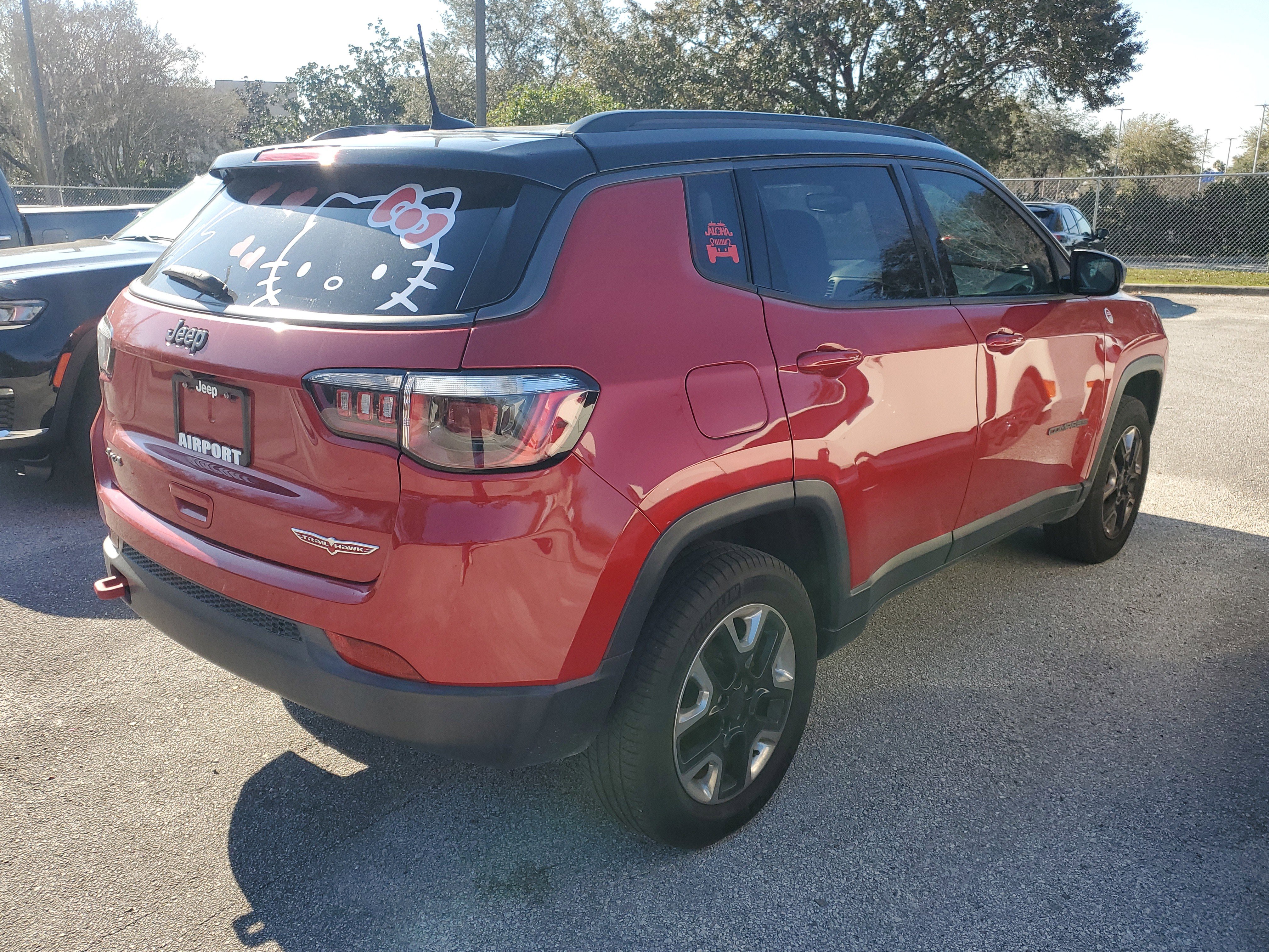 Used 2018 Jeep Compass Trailhawk w/ Cold Weather Group image 6