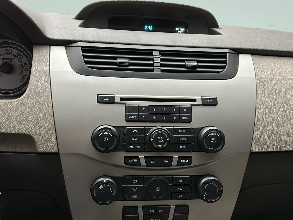 Used 2011 Ford Focus S FWD image 22