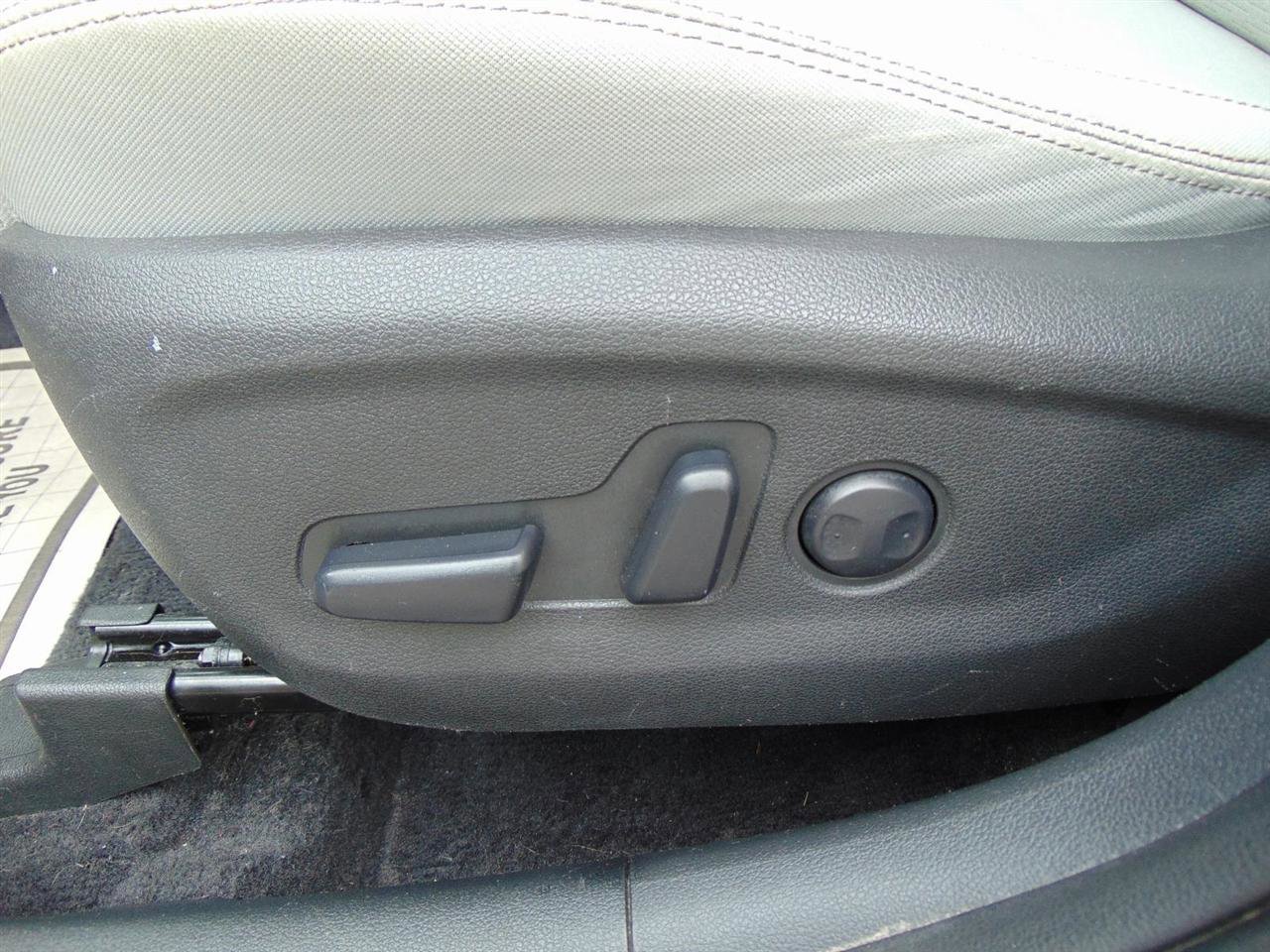 Used 2020 Hyundai Tucson Value FWD image 16
