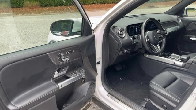 Used 2021 Mercedes-Benz GLB 250 image 4