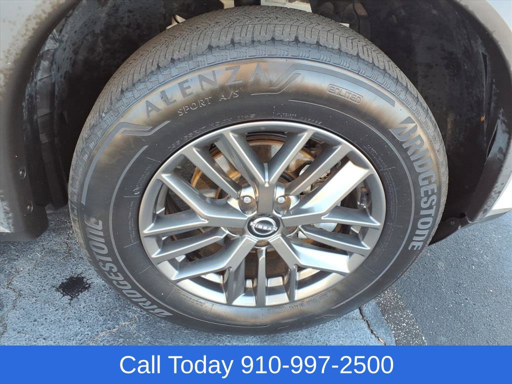 Used 2022 Nissan Rogue S FWD image 8