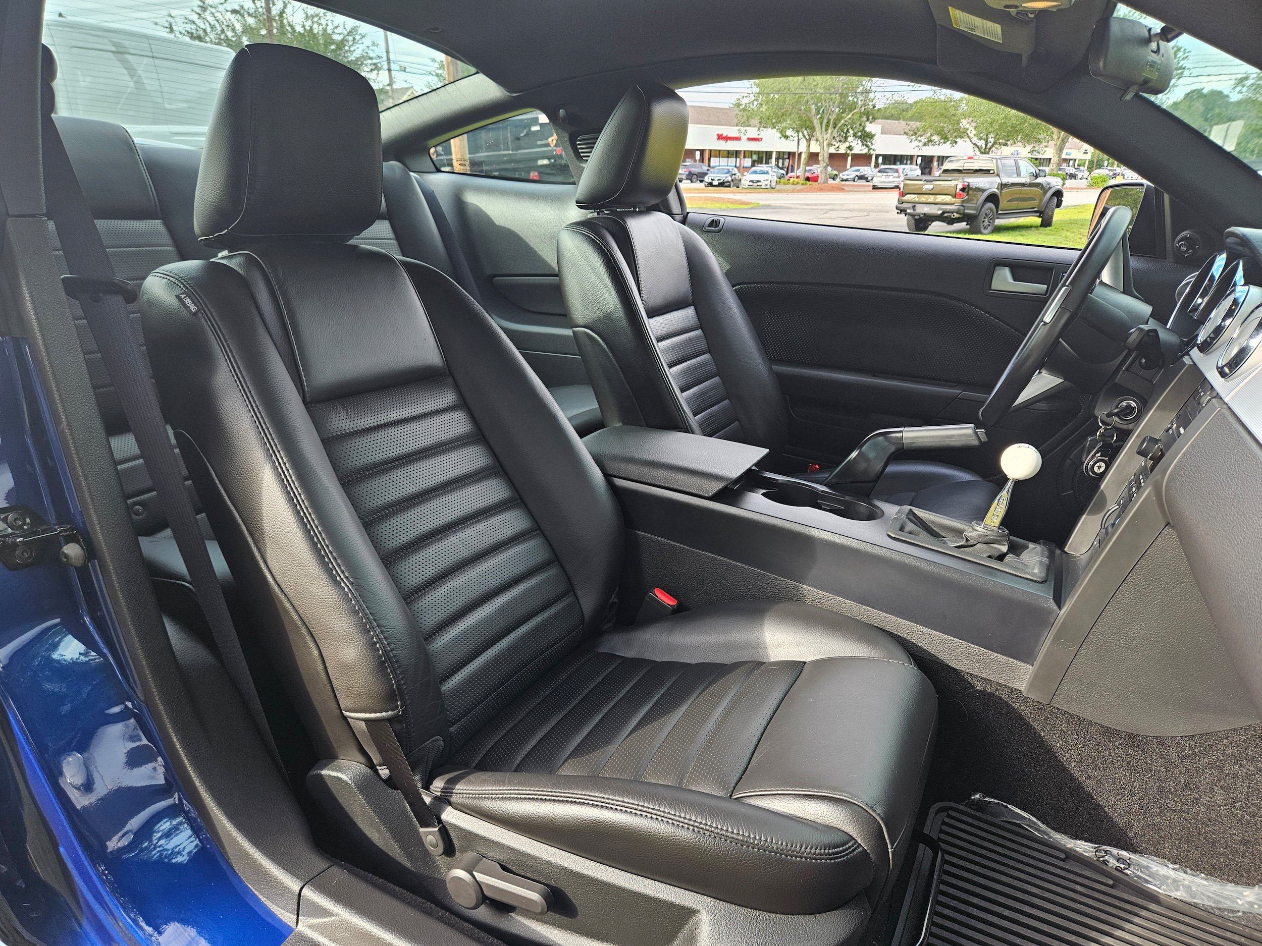 Used 2006 Ford Mustang GT Premium RWD image 19