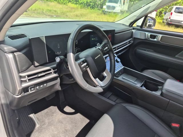 Used 2025 Hyundai Santa Fe SEL FWD image 14