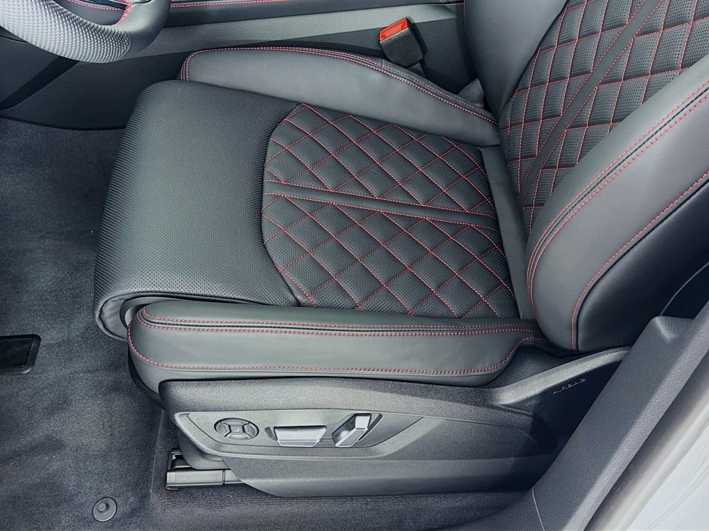 New 2026 Audi SQ8 Prestige AWD/4WD image 20