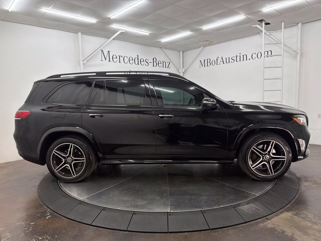 Used 2023 Mercedes-Benz GLS 450 4MATIC image 10