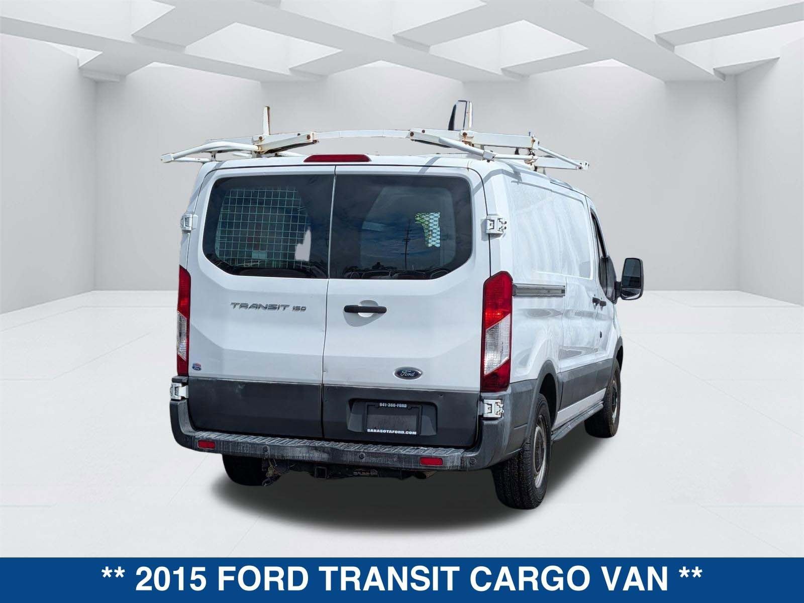 Used 2015 Ford Transit 150 130 Low Roof RWD image 4