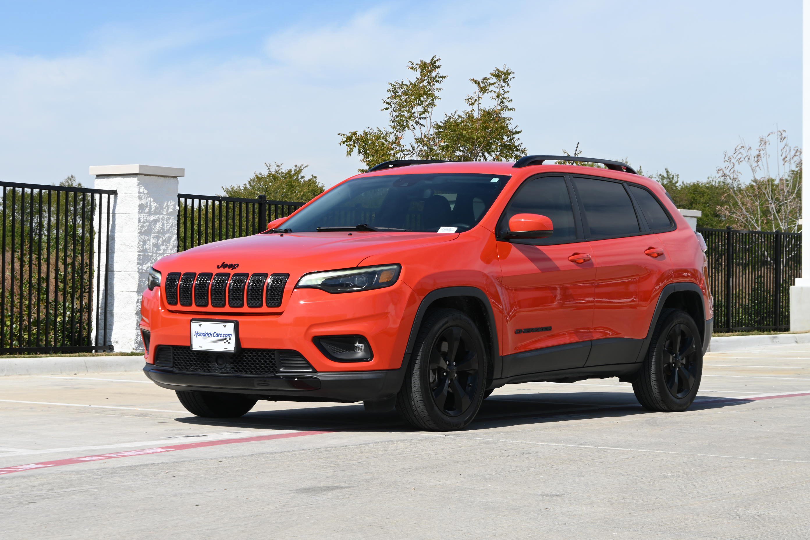 Used 2021 Jeep Cherokee Latitude Plus FWD image 5