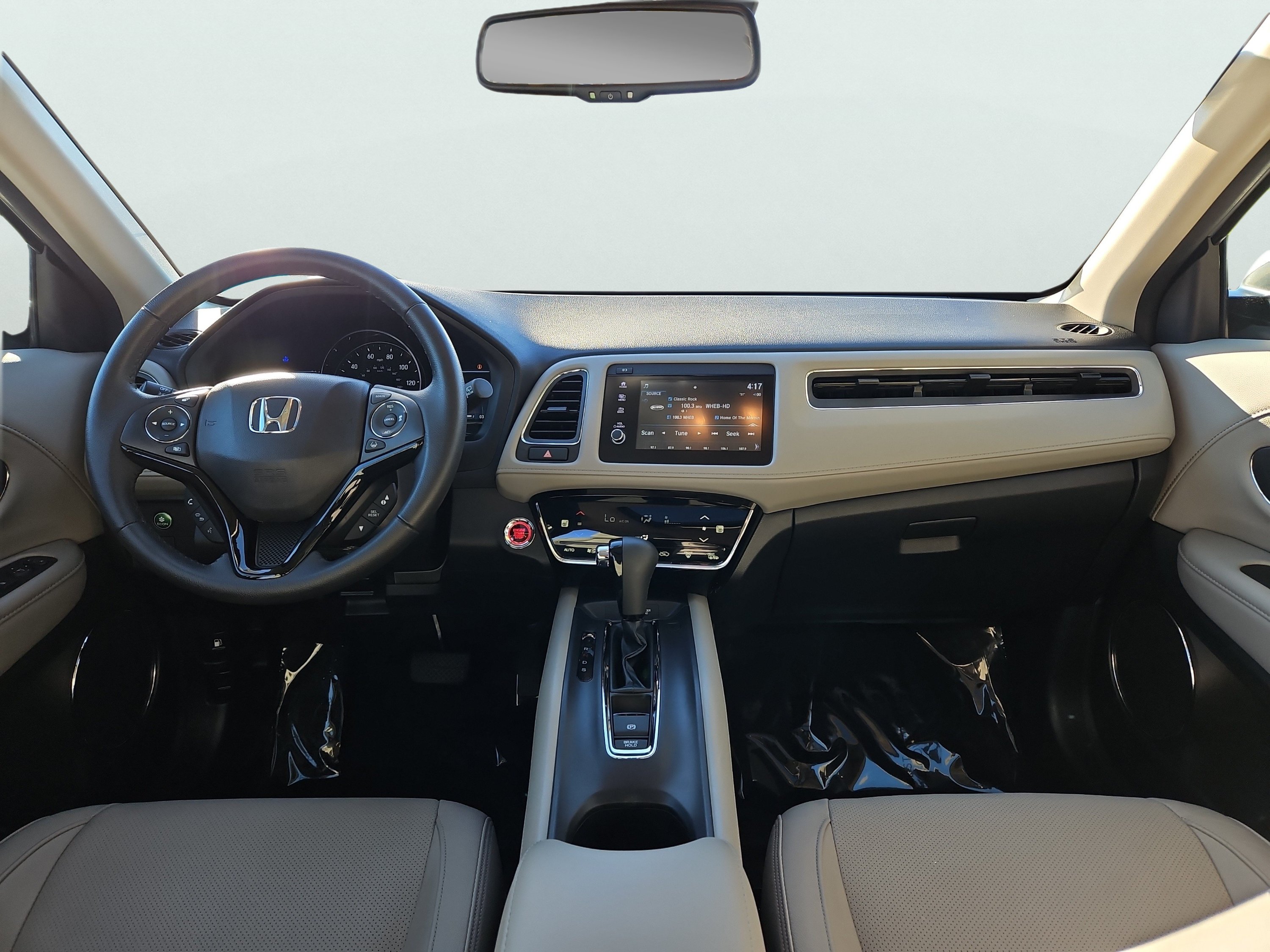 Certified 2022 Honda HR-V EX-L image 3