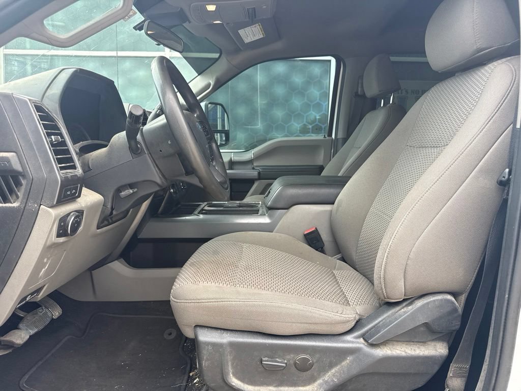 Used 2022 Ford F350 XLT w/ XLT Premium Package AWD/4WD image 9