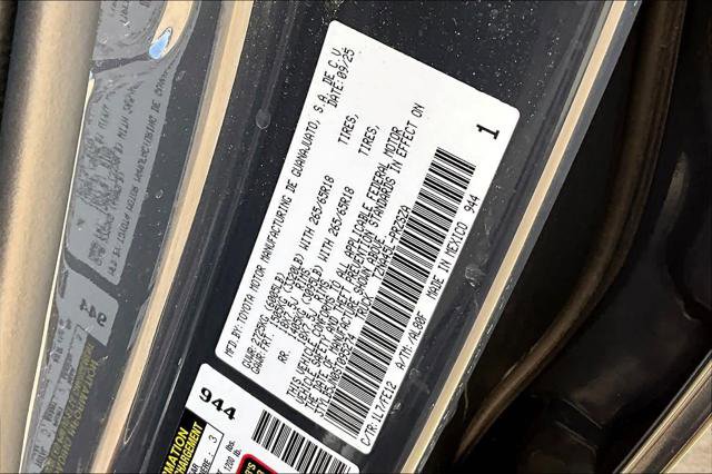 Certified 2025 Toyota Tacoma TRD Sport image 35