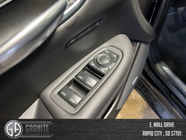 Used 2022 Cadillac XT5 Premium Luxury image 11