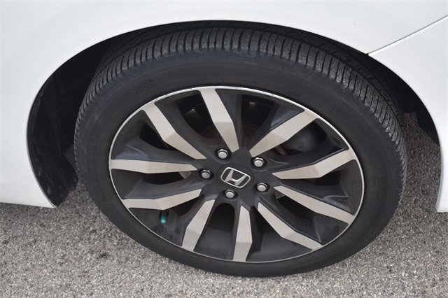 Used 2015 Honda Civic EX-L image 11