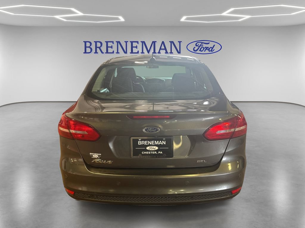 Certified 2018 Ford Focus SEL FWD image 6
