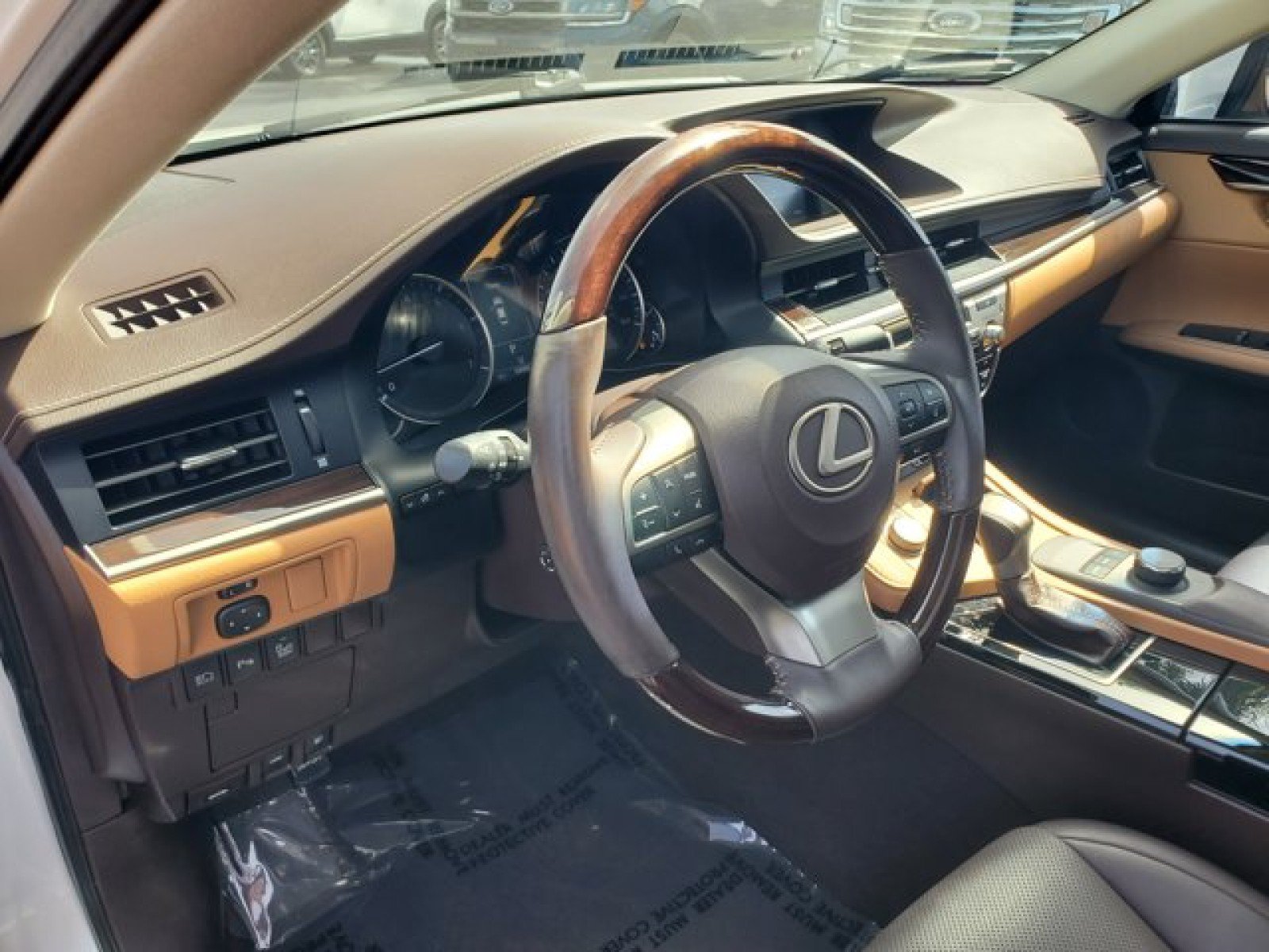 Used 2018 Lexus ES 350 w/ Premier Package FWD image 9