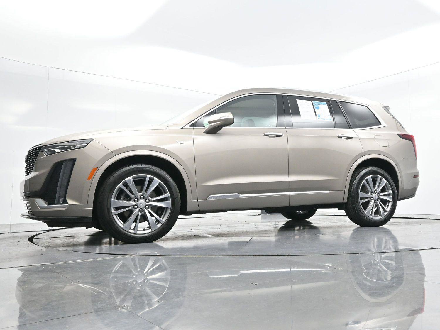 Certified 2022 Cadillac XT6 Premium Luxury image 55