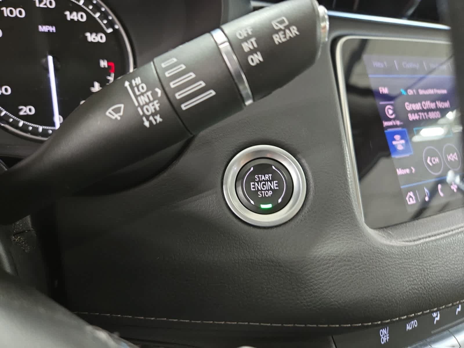 Used 2022 Cadillac XT4 Luxury AWD/4WD image 26