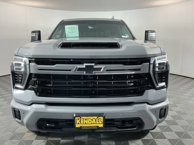 Used 2024 Chevrolet Silverado 3500 LTZ w/ LTZ Plus Package AWD/4WD image 2