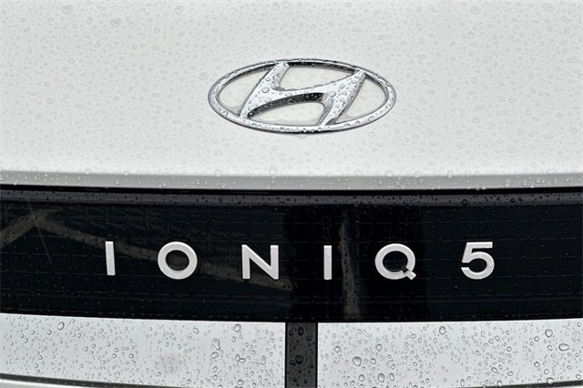 Certified 2024 Hyundai Ioniq 5 SE image 35