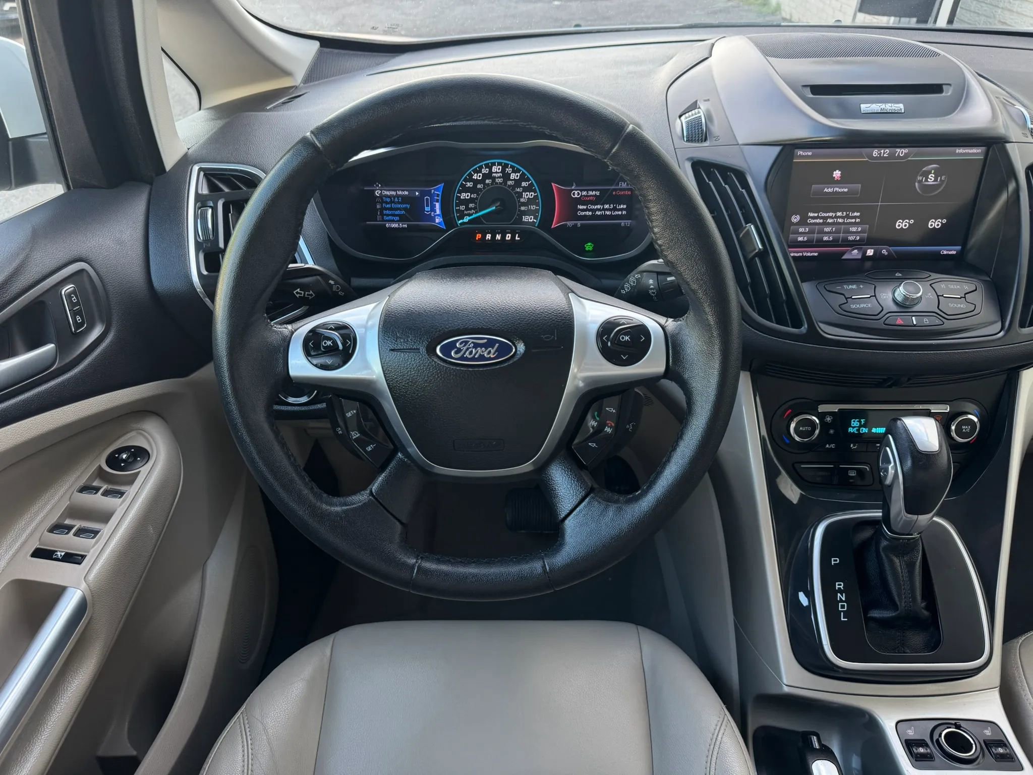 Used 2013 Ford C-MAX SEL image 28