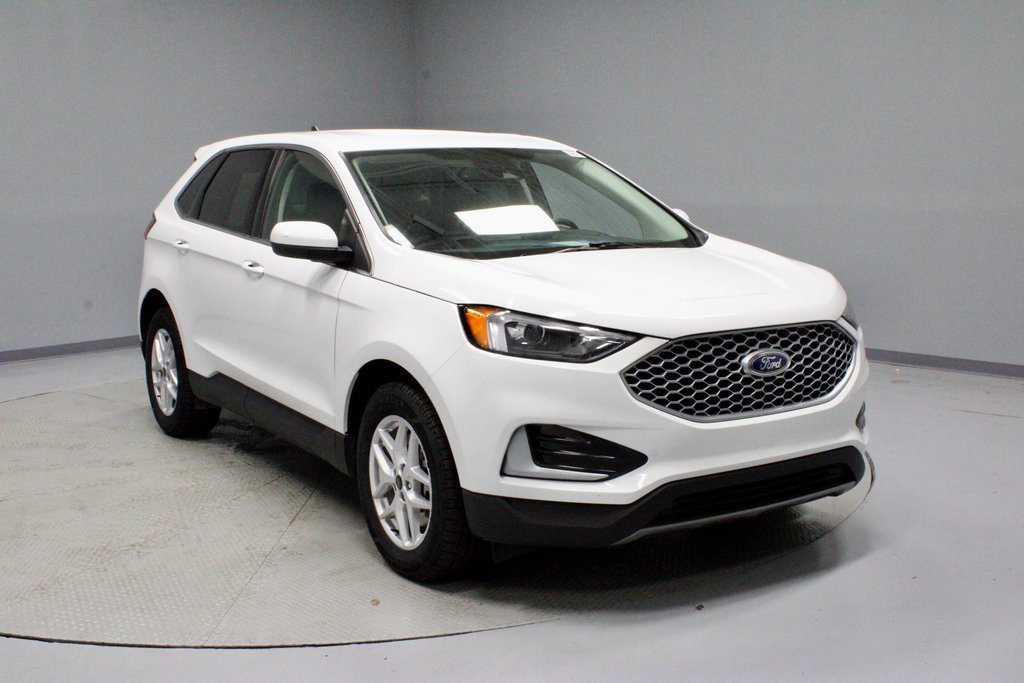 Used 2024 Ford Edge SEL
