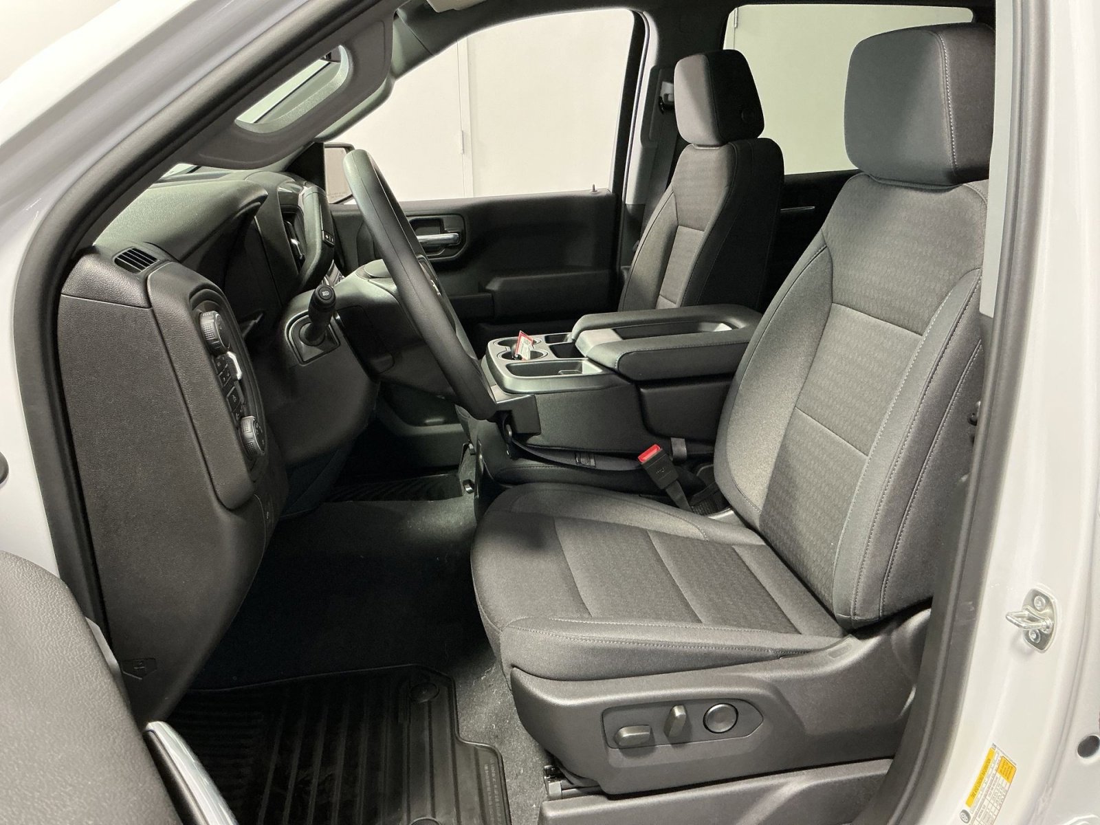 New 2026 Chevrolet Silverado 1500 Custom w/ Turbomax Blackout Package image 21