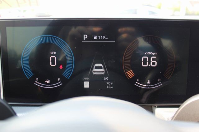 Used 2025 Hyundai Sonata SE FWD image 15