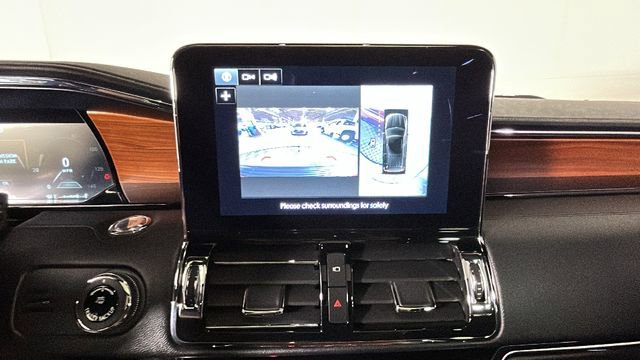 Used 2019 Lincoln Navigator L Reserve AWD/4WD image 24