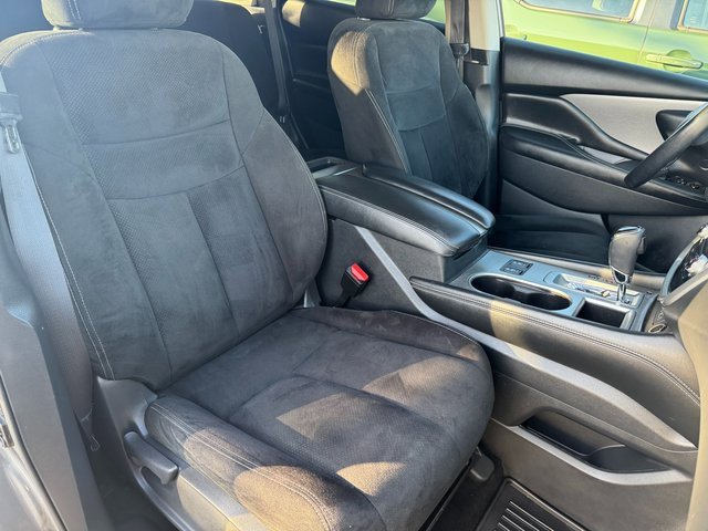 Used 2019 Nissan Murano SV image 4