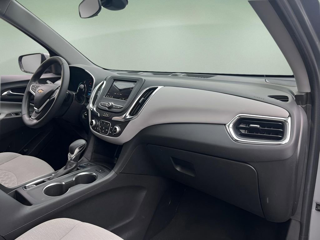 Used 2023 Chevrolet Equinox LT w/ Driver Convenience Package image 22