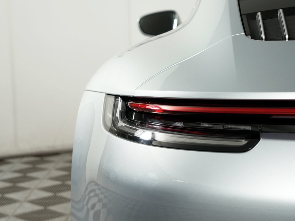 Certified 2022 Porsche 911 Carrera 4 AWD/4WD image 12