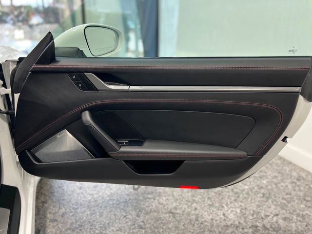Used 2023 Porsche 911 Carrera image 36