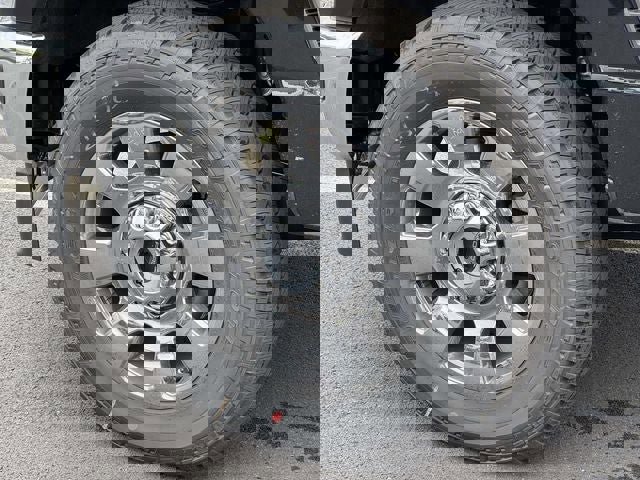 New 2026 Ford F350 King Ranch w/ Chrome Package image 9