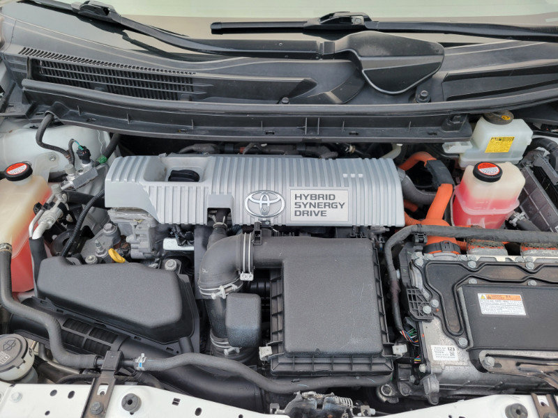 Used 2015 Toyota Prius Three image 37