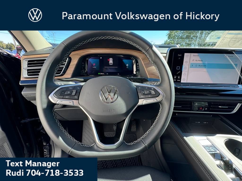 New 2026 Volkswagen Atlas SE image 8