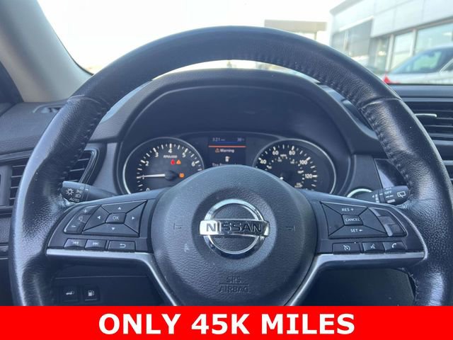 Used 2018 Nissan Rogue SV image 23