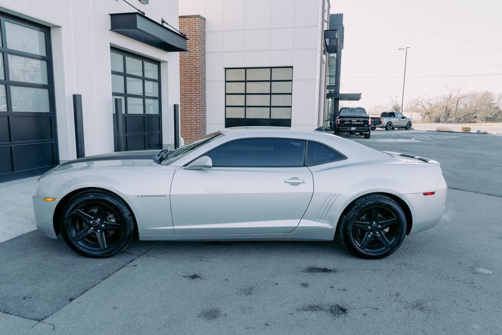 Used 2012 Chevrolet Camaro LS image 5