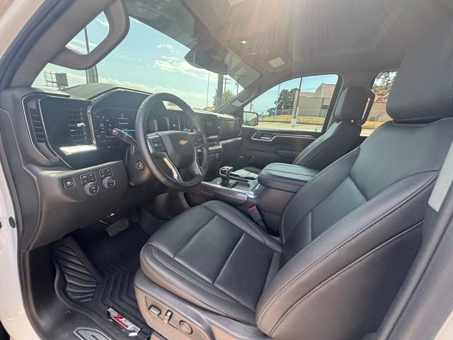 Used 2026 Chevrolet Silverado 1500 LTZ AWD/4WD image 11