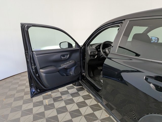 Used 2023 Honda HR-V Sport image 15