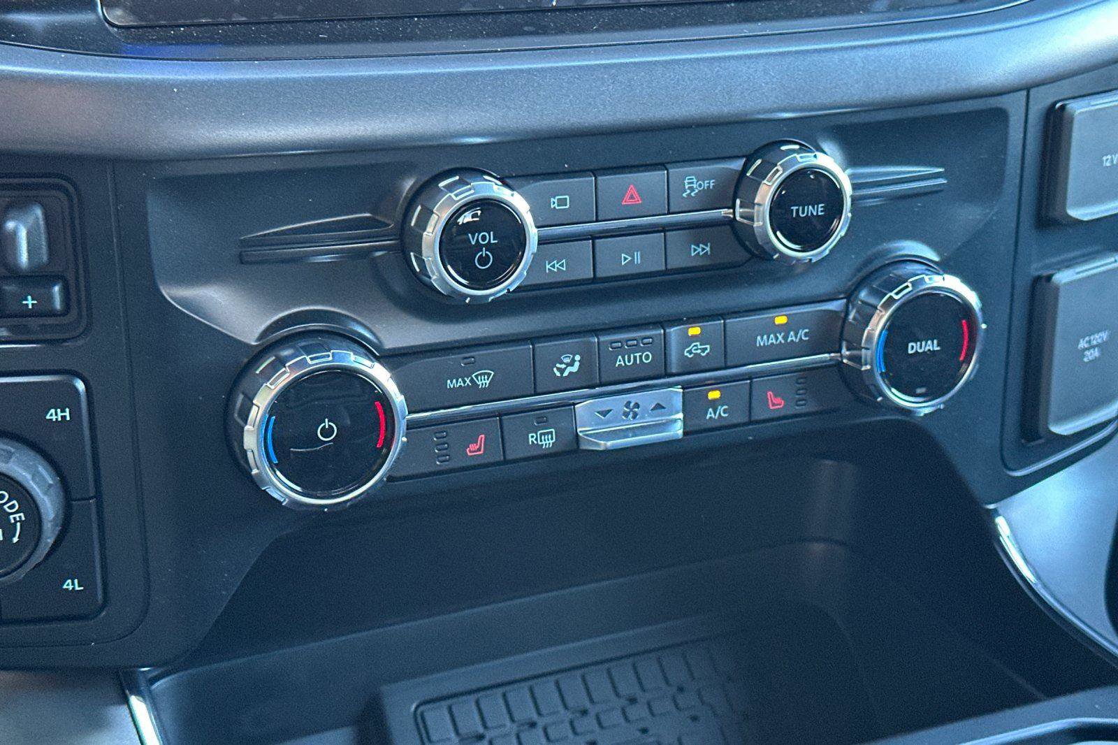 New 2025 Ford F150 XLT w/ Equipment Group 302A MID image 17