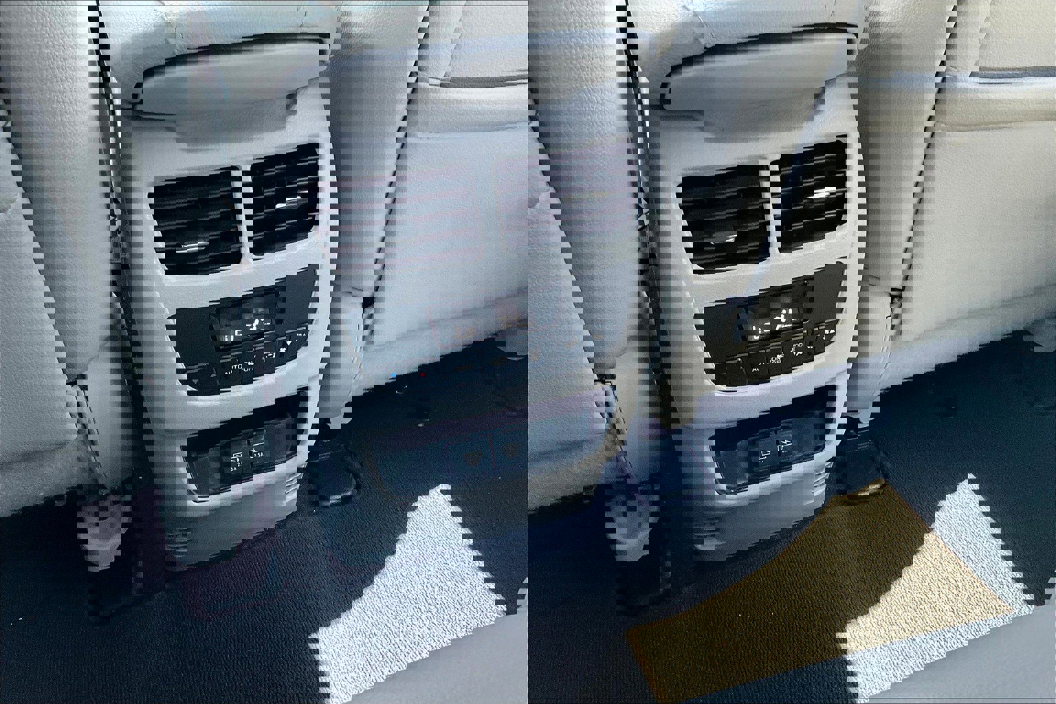 Used 2017 Acura MDX SH-AWD w/ Technology Package image 23