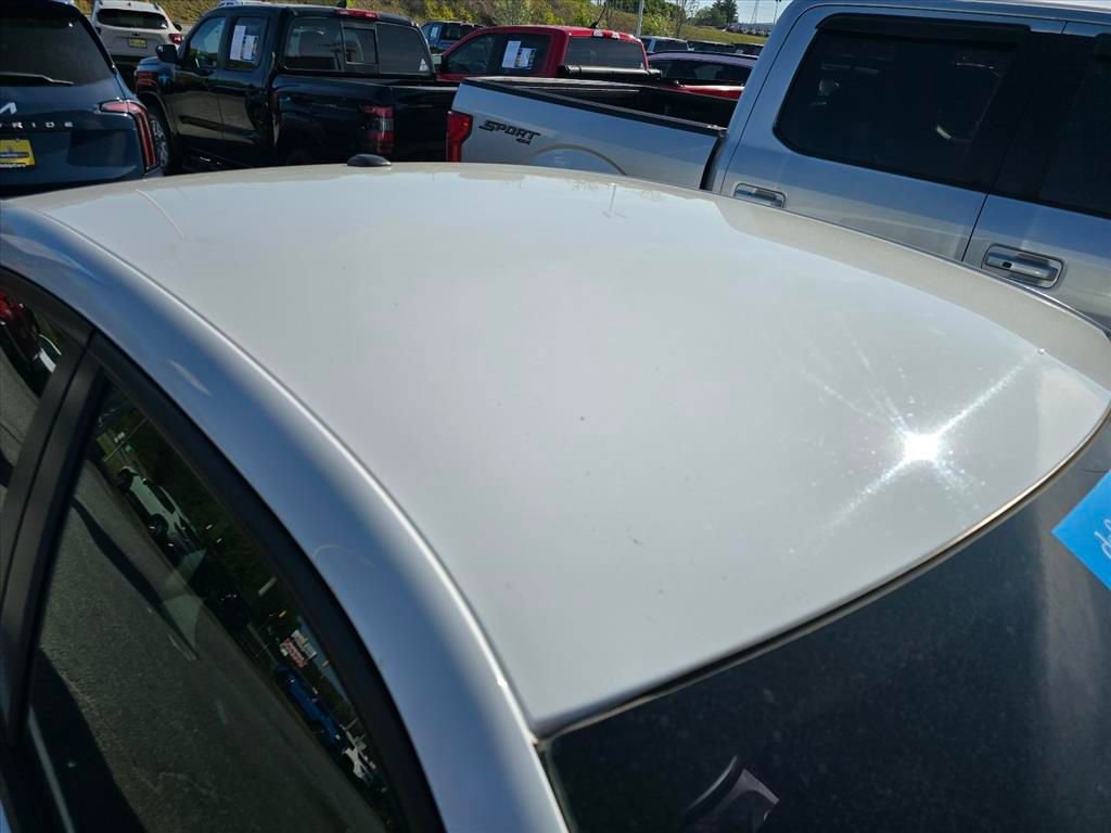 Used 2022 Dodge Charger SXT image 14