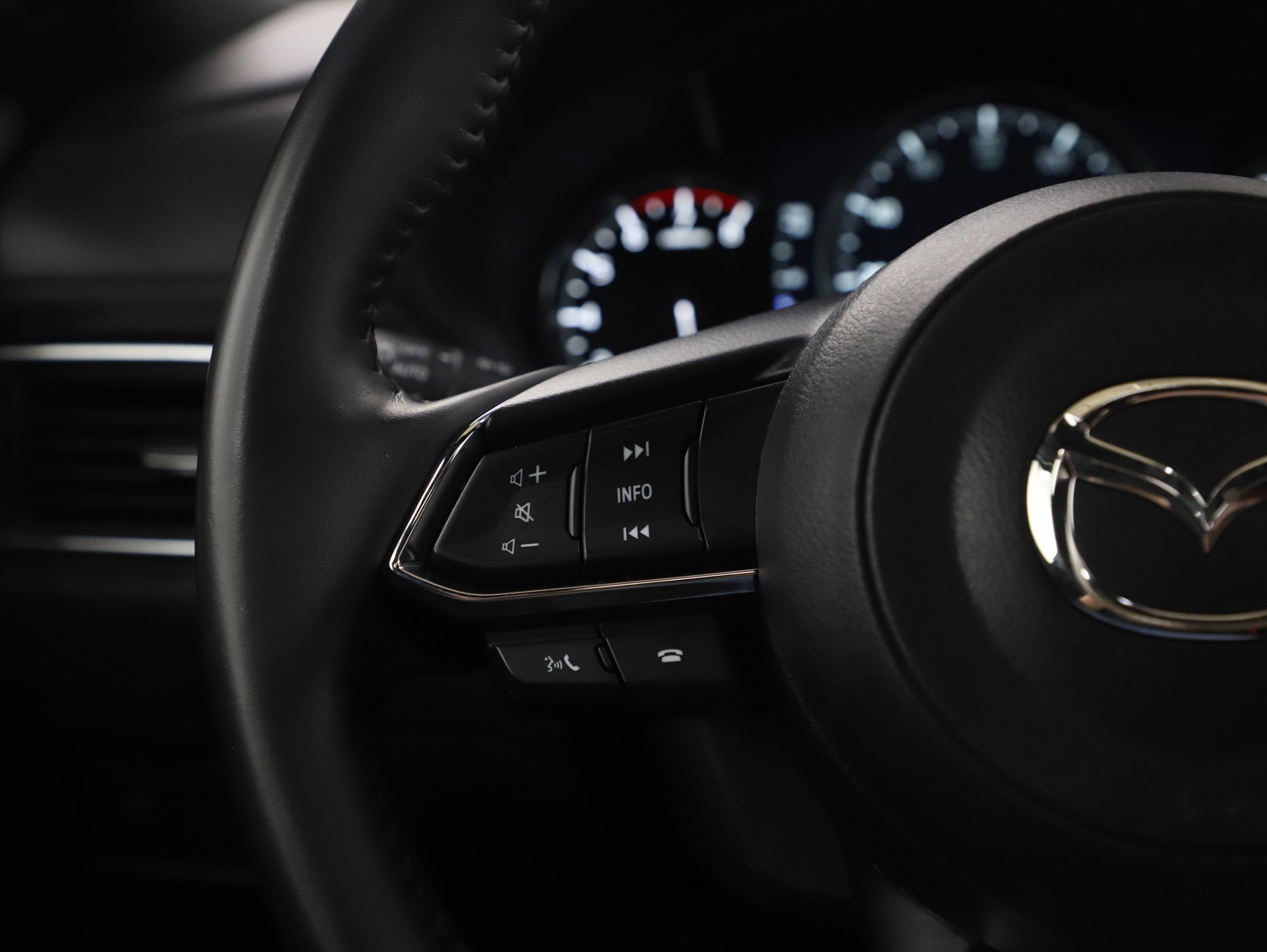 Used 2024 MAZDA CX-5 Carbon Edition image 27